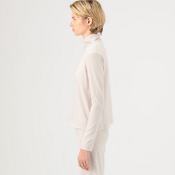 JAMES PERSE CLASSICS Supersoft Cream Scrunch Roll Neck Top 3 M/L - Picture 2 of 7